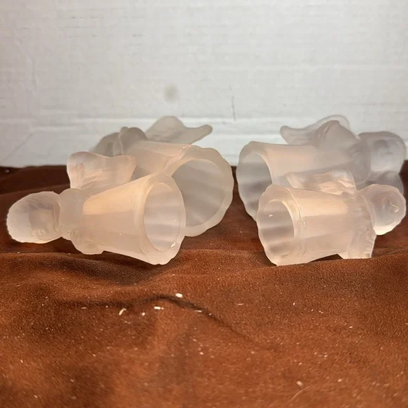 🐈‍⬛ Frosted Glass Angel Musicians candle holders set of 4 - Picture 5 of 6